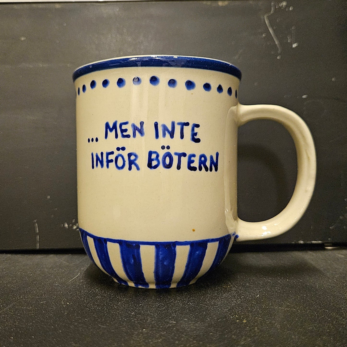 Lika inför lagen... men inte för bötern (L)
