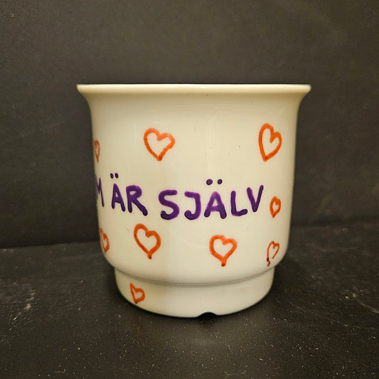 Ensam är själv (M)