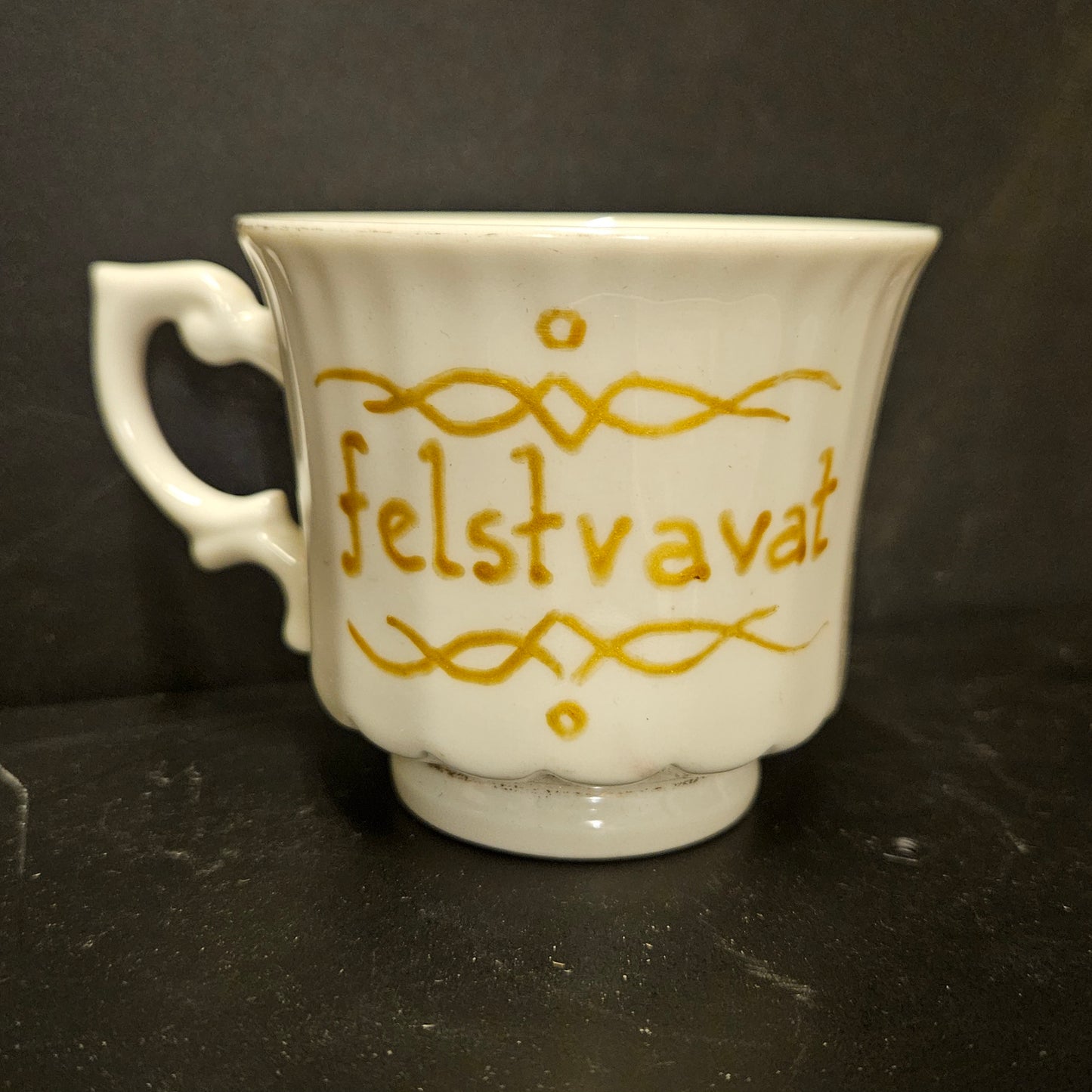 Felstvavat (M)